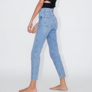 ZARA NWT Slim High Rise Ankle Length Jeans Size 6